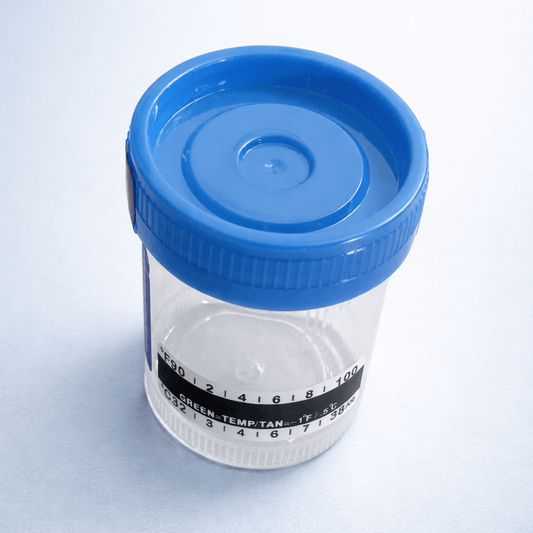 Urine Specimen Cup with Attached Label, Urine Cup for Specimen Collection, 90ml Capacity and 53mm Diameter (1 Carton (4 Pcaks - 400 Pcs)) | Clinsam - Medical & Laboratory Equipment - Clinsam